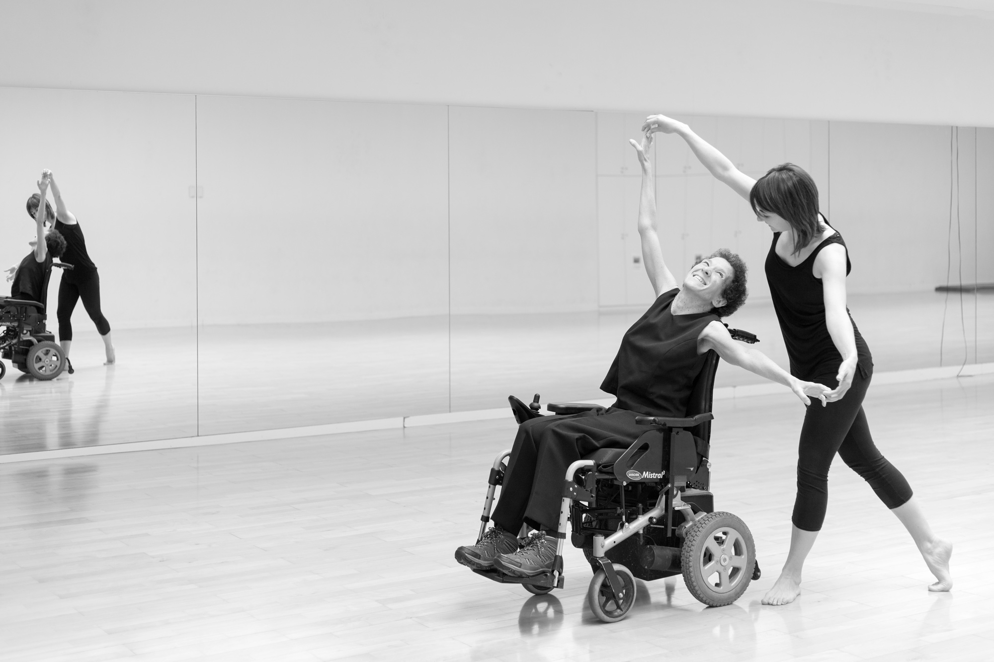 Curso I. Introducción a la actividad física para personas en sillas de ruedas, a través de la danza